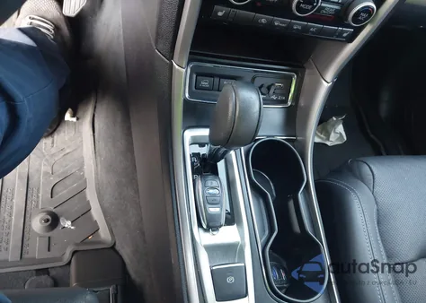 2022 Subaru Ascent Limited z USA, uszkodzony, nr VIN 4S4WMAPD4N3448272